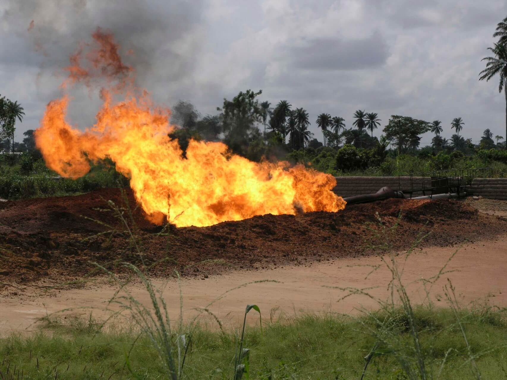 IRIN news: Gas flares still a burning issue in the Niger Delta
