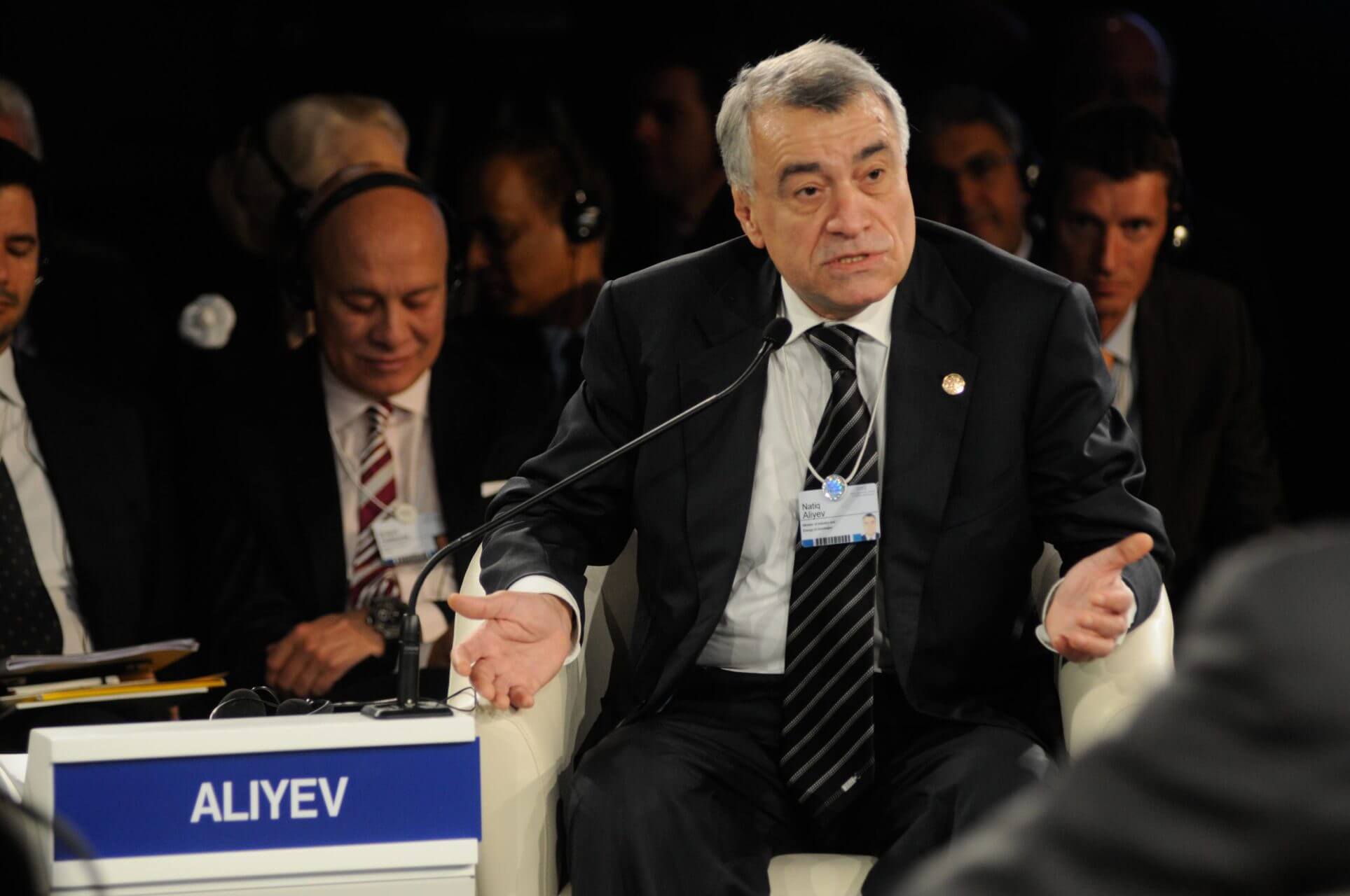 Gas grabs and 5 questions to power at the Caspian Corridor Conference